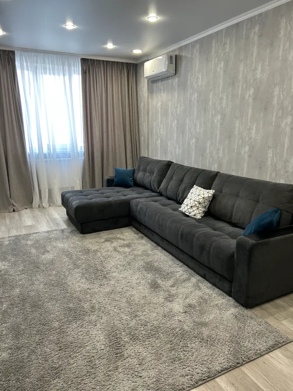 Двухкомнатная квартира в новостройке с качественным ремонтом — аренда посуточно в Старый Оскол