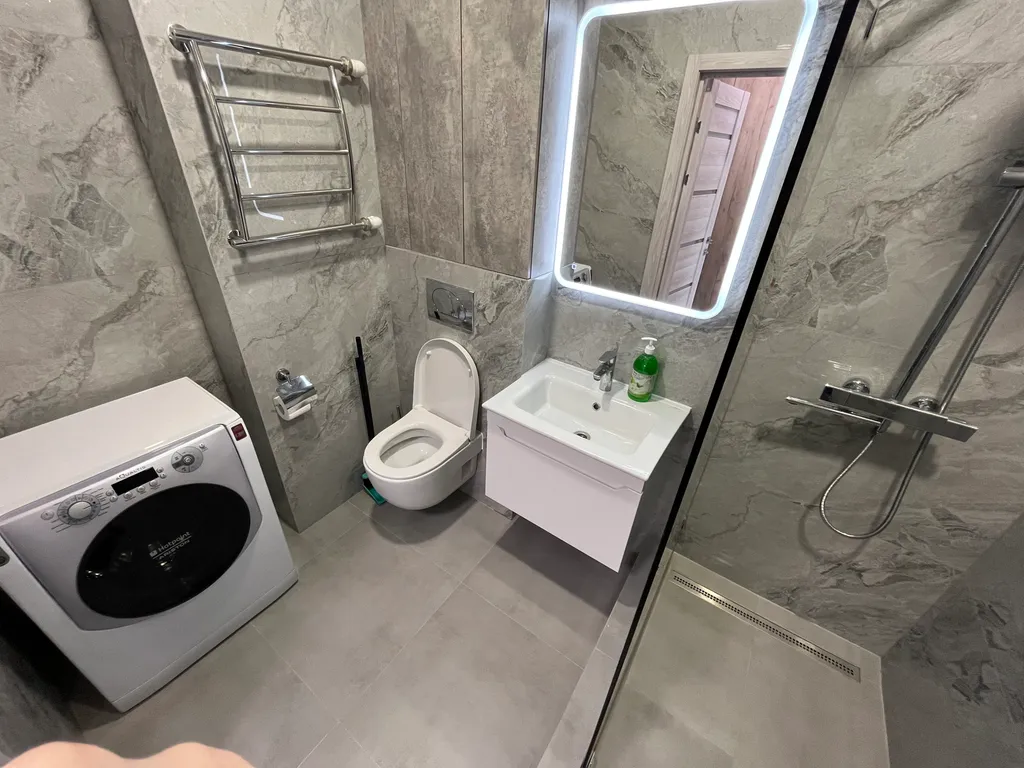 Квартира рядом с магазином Лемана про