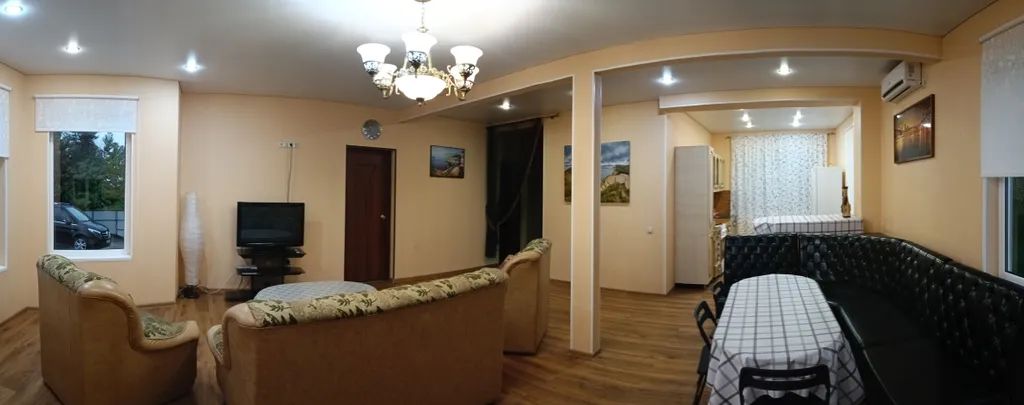 Дом - вилла - коттедж 5 спален
На территории бассейн