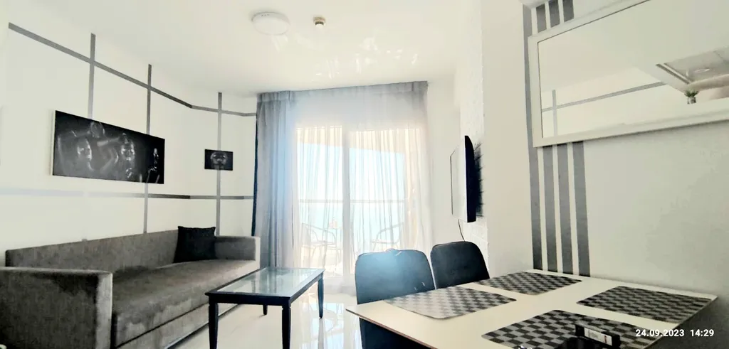 908 апартаменты с балконом,видом на море и бесплатной парковкой