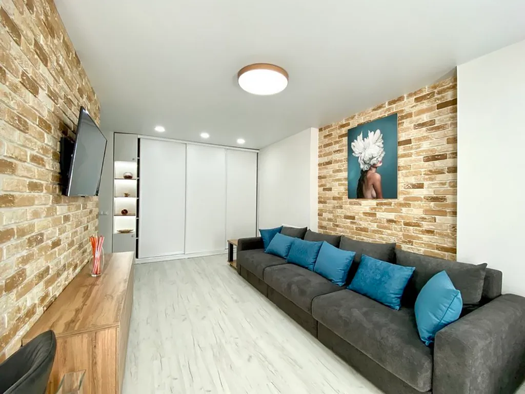 Дизайнерская 2-х комнатная квартира в центре