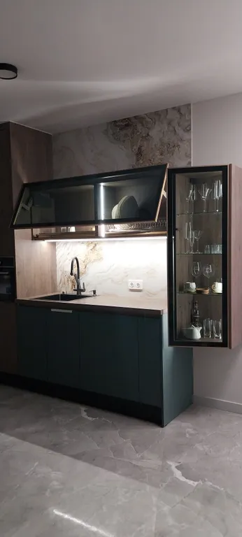 Трёхкомнатная квартира с дизайнерским ремонтом