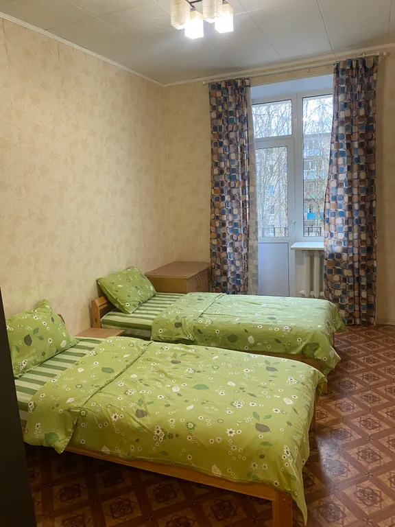 4-комнатная Квартира