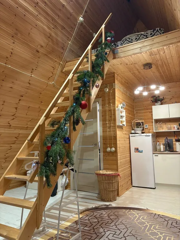 Уютный шале в сосновом лесу с баней