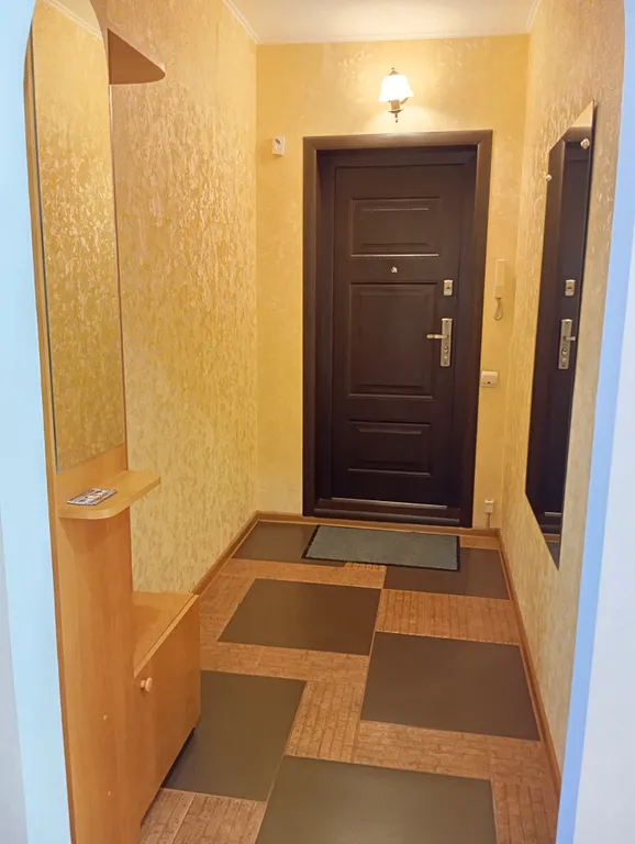 Уютная квартира в тихом районе города на улице Ленинградская