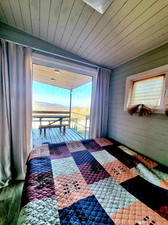 Домик в горах с панорамным видом и всеми удобствами