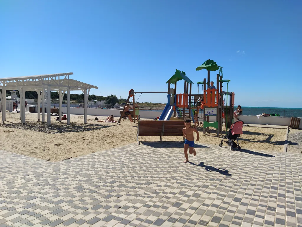 Квартира Апартаменты на берегу моря с бассейном — Севастополь