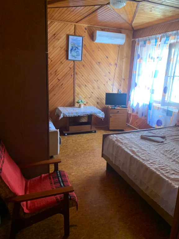 Цена за весь дом, со всеми удобствами на первой линии