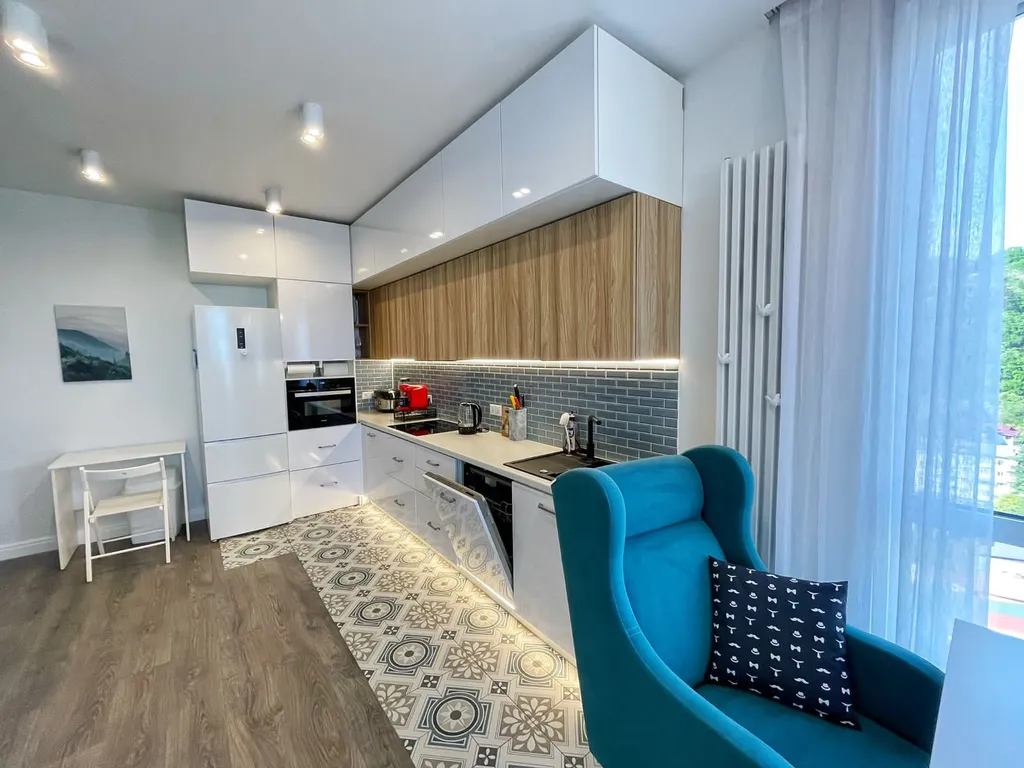 Солнечная квартира на самом берегу моря