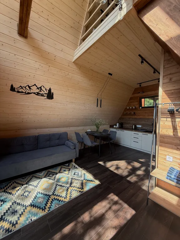 Уютный домик с купелью и баней в сосновом лесу