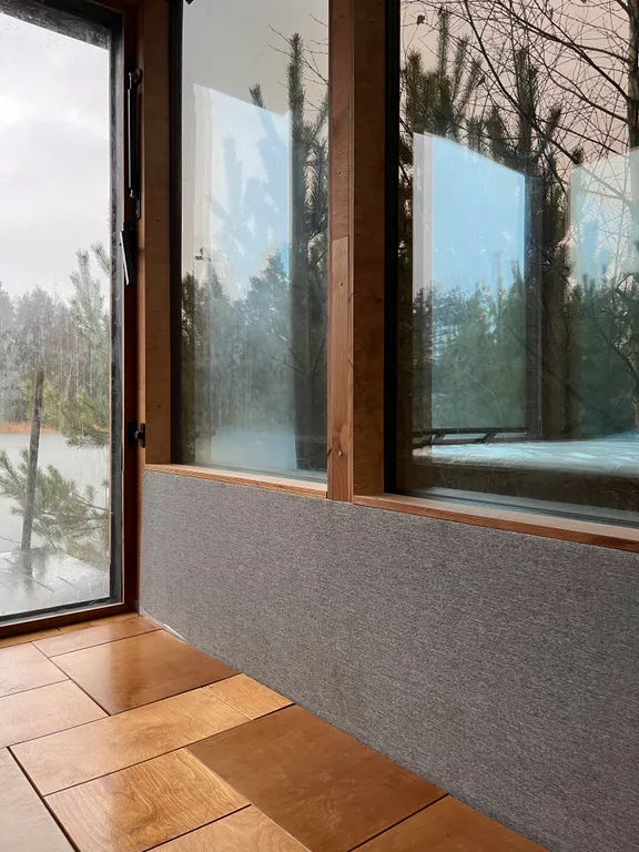 Домик на озере