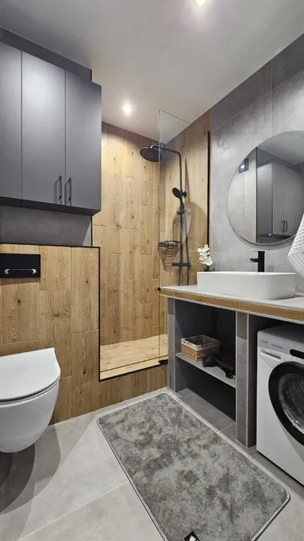 Современная 1- комнатная квартира со всеми удобствами