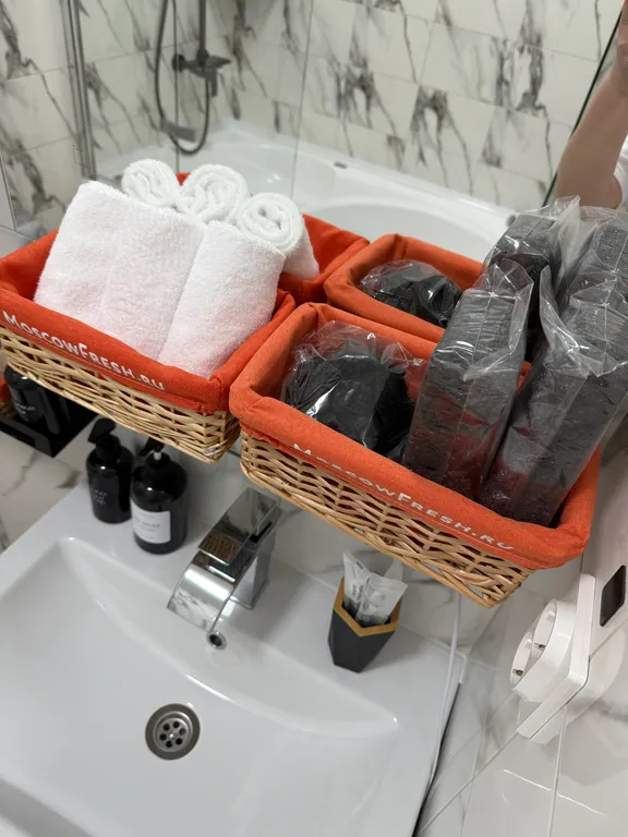 Квартира 4-комнатная Квартира — Москва