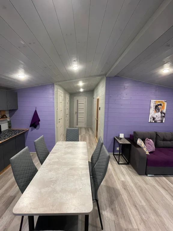 Уютный дизайнерский коттедж с территорией