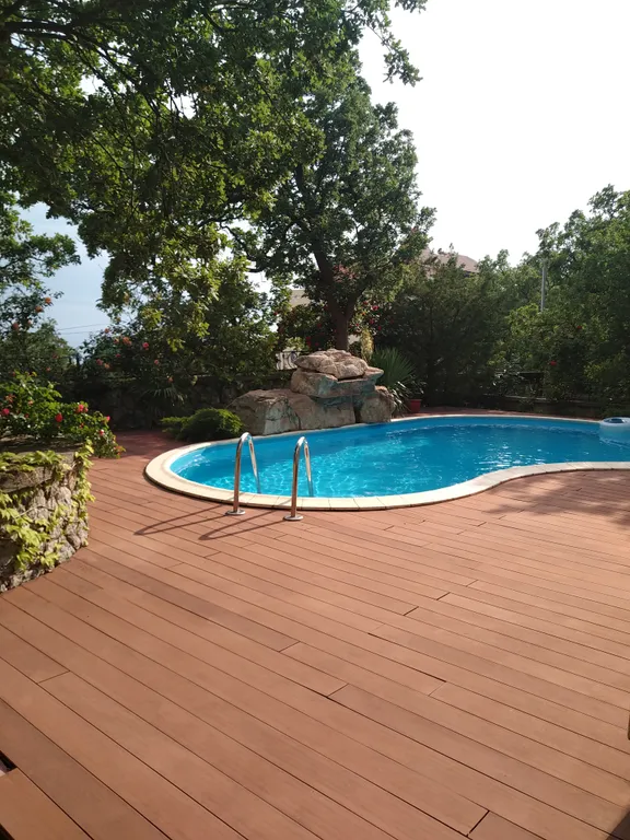 Вилла Azure Marina с бассейном