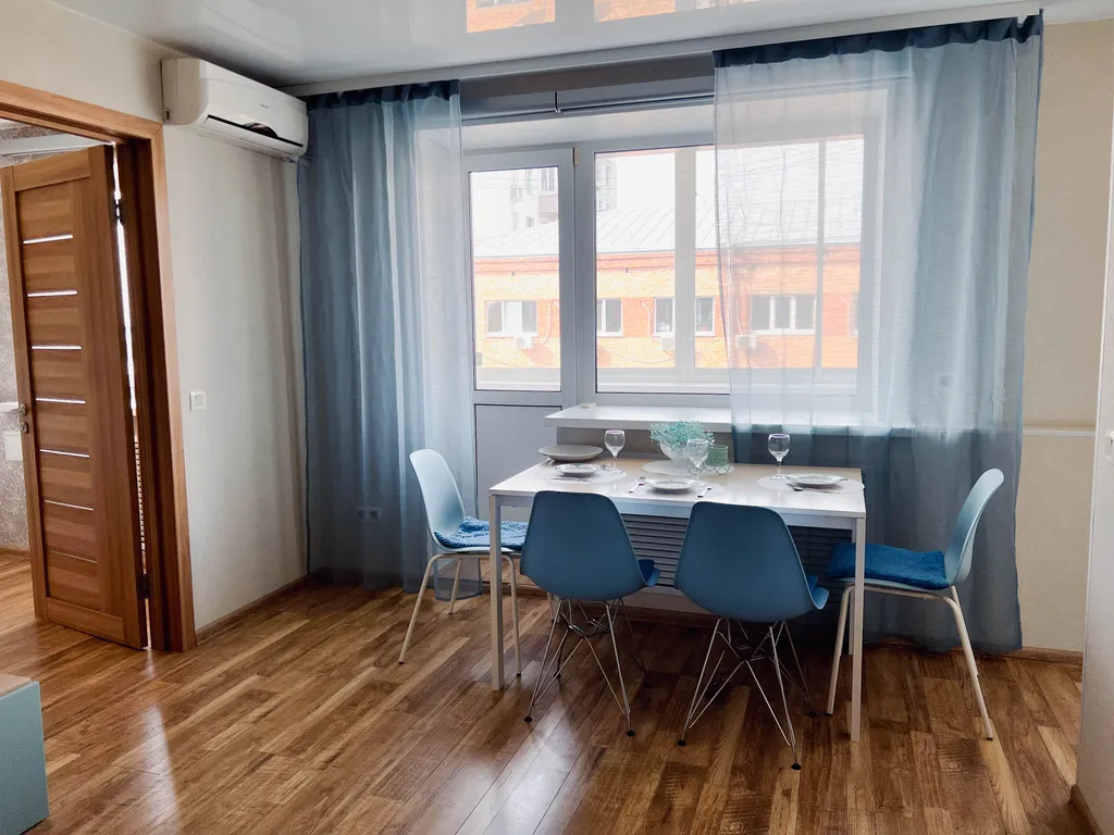 Центр - апартаменты около Набережной