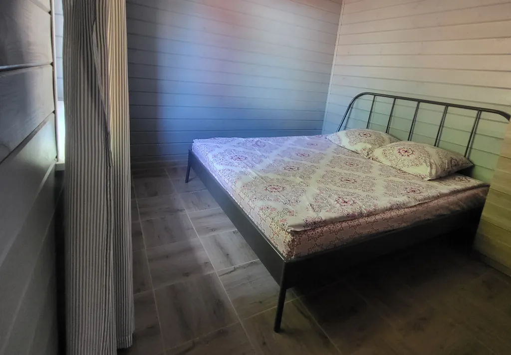 Дом на берегу Банного