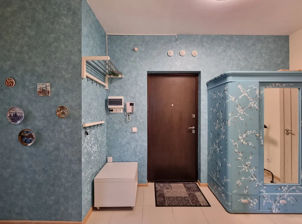 Двухкомнатная квартира с подиумами