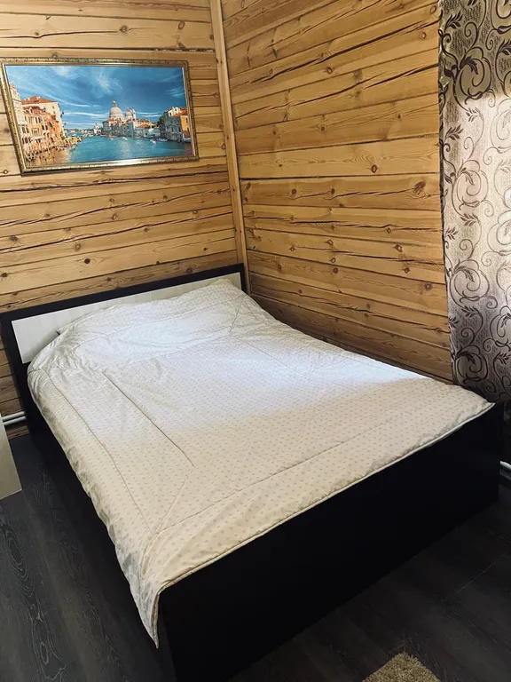 Дом на перевалке.