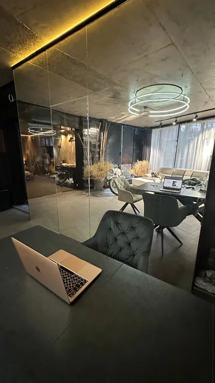 Отдельно стоящие апартаменты с придомовой территорией