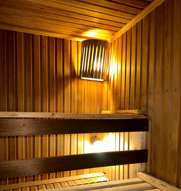 8-комнатный Дом