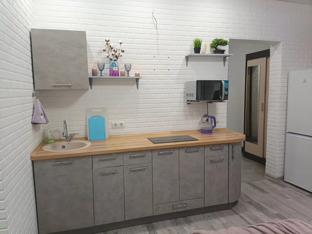 Студия в новом доме с большой ванной и кондиционером