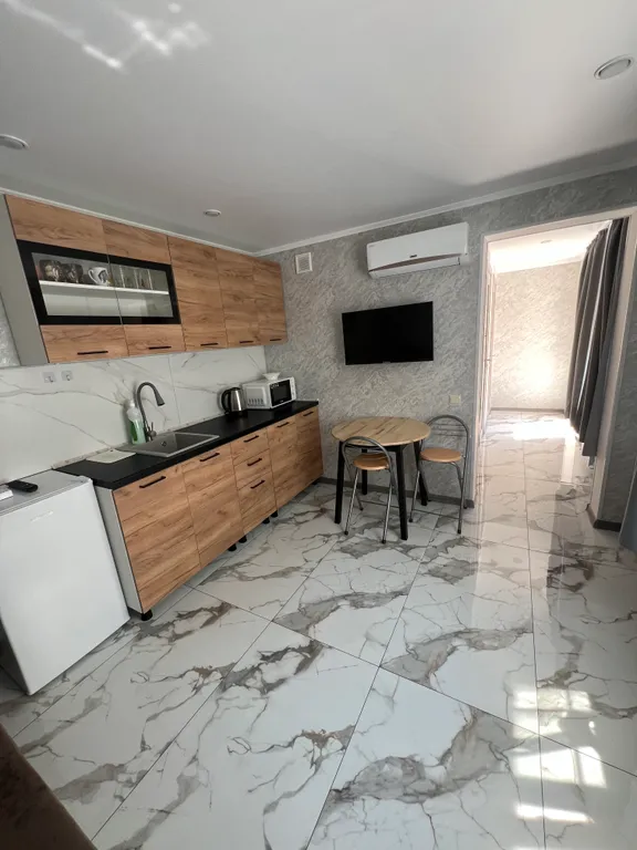 Квартира Квартира Трехместный номер студия-люкс — Анапа