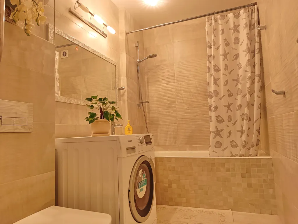 4-комнатная Квартира