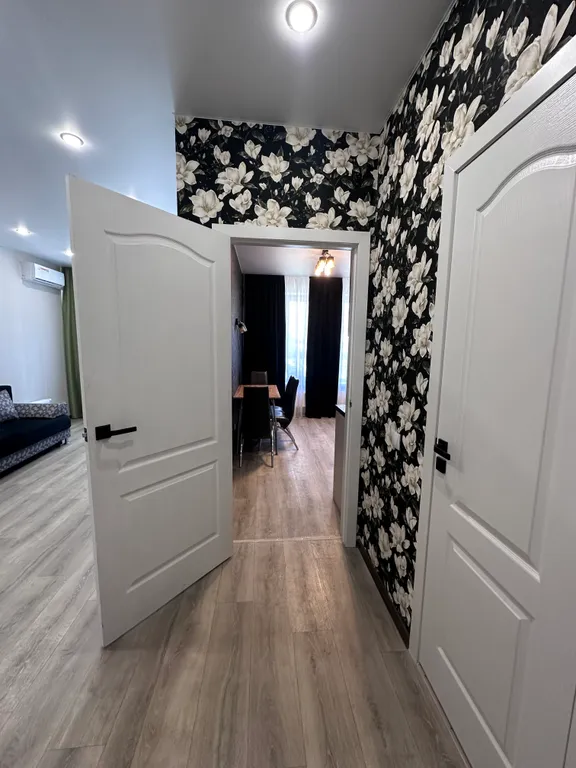 Новая, уютная, чистая однокомнатная квартира со всеми удобствами — аренда посуточно в Осиново