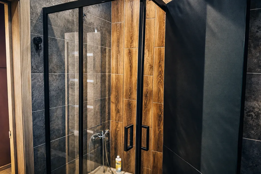 Афрейм с банным чаном и большой баней