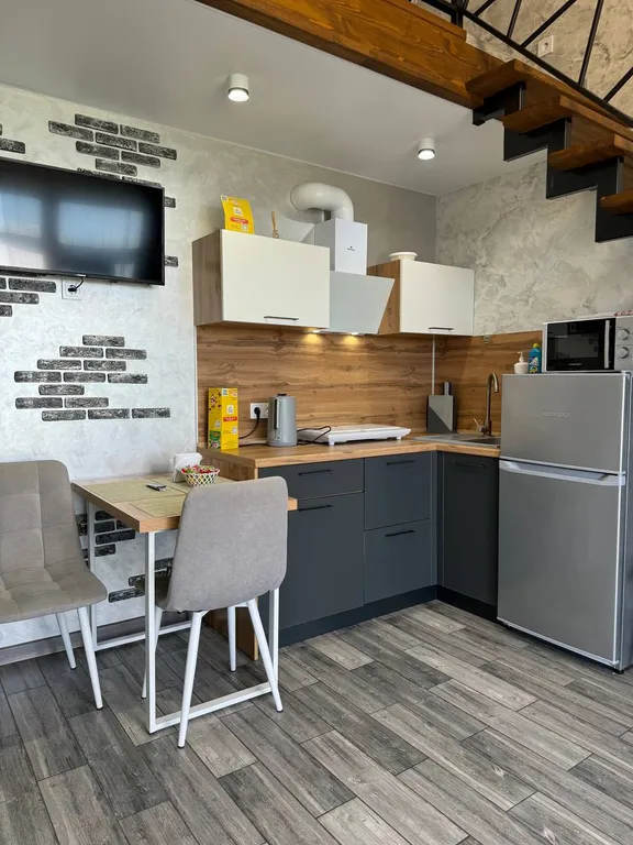 Уютная дизайнерская квартира в загородном доме