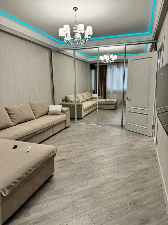 Новая квартира с дизайнерским ремонтом в центре города