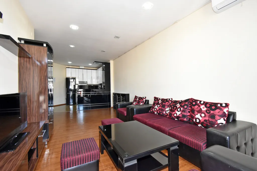 RentInnYerevan apartment on Arami street 74