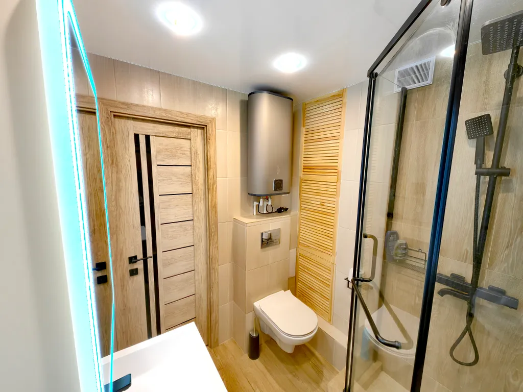 Юность на пяти углах