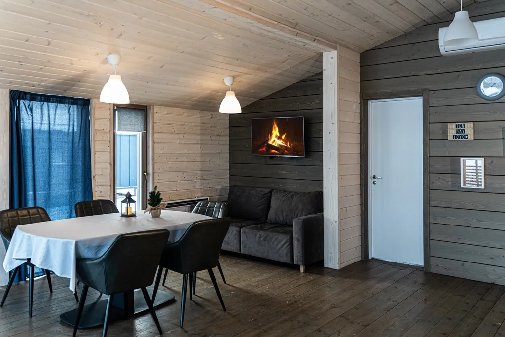 Коттедж Коттедж на берегу озера — Малые Горки