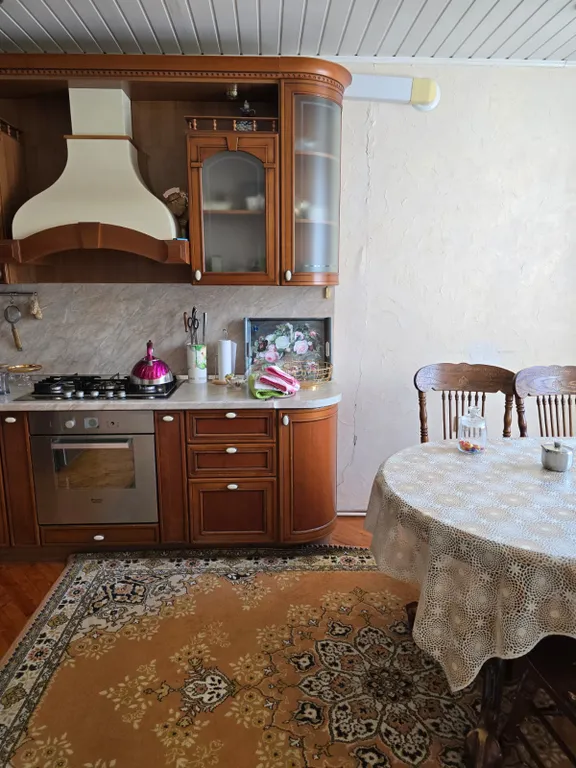 Дом с бассейном