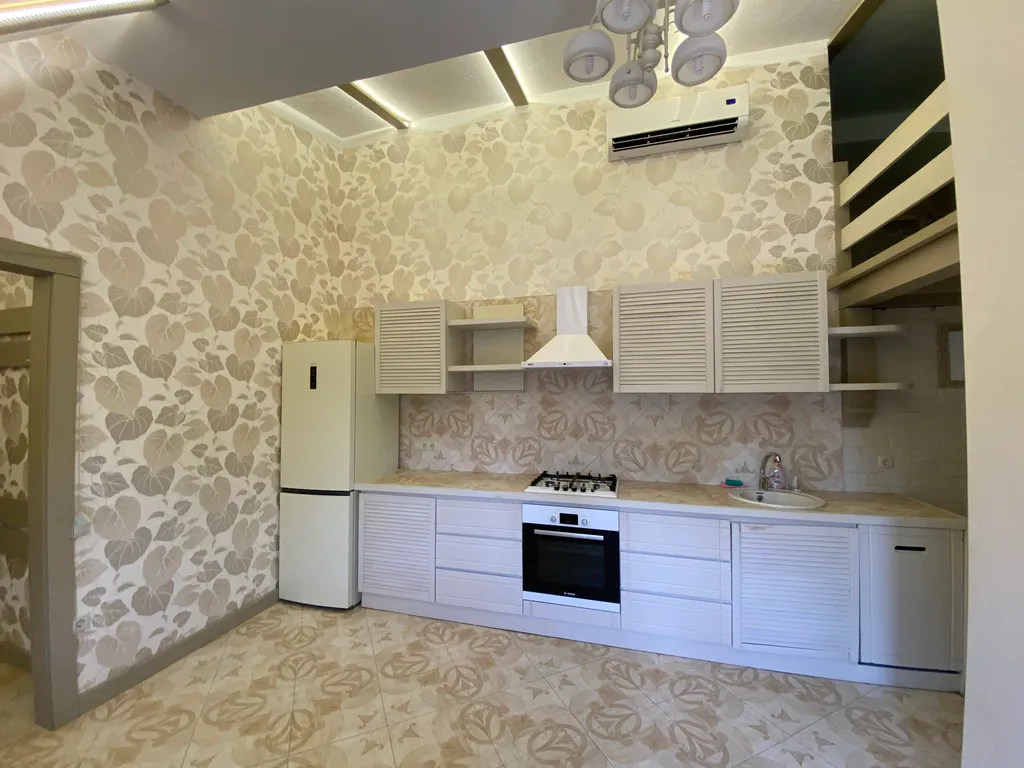 Квартира Квартира Двухуровневая с балконом — Сочи