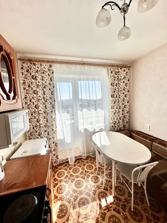 Квартира в центре посёлка Врангель с видом на море