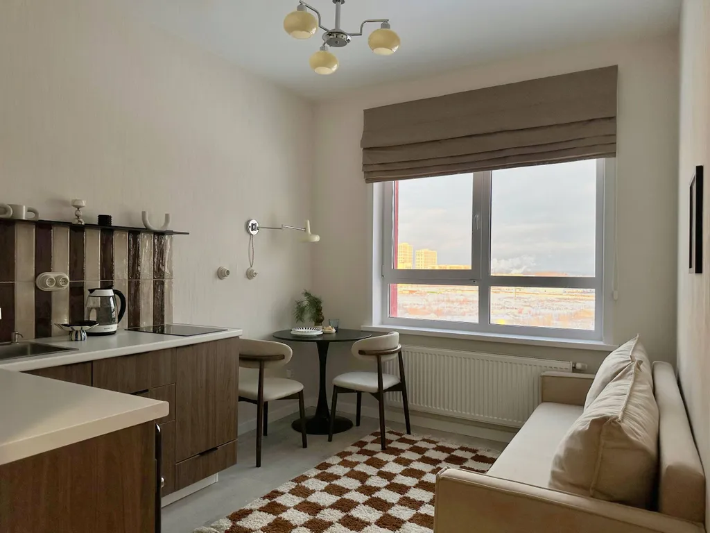 Стильная квартира в доме у озера