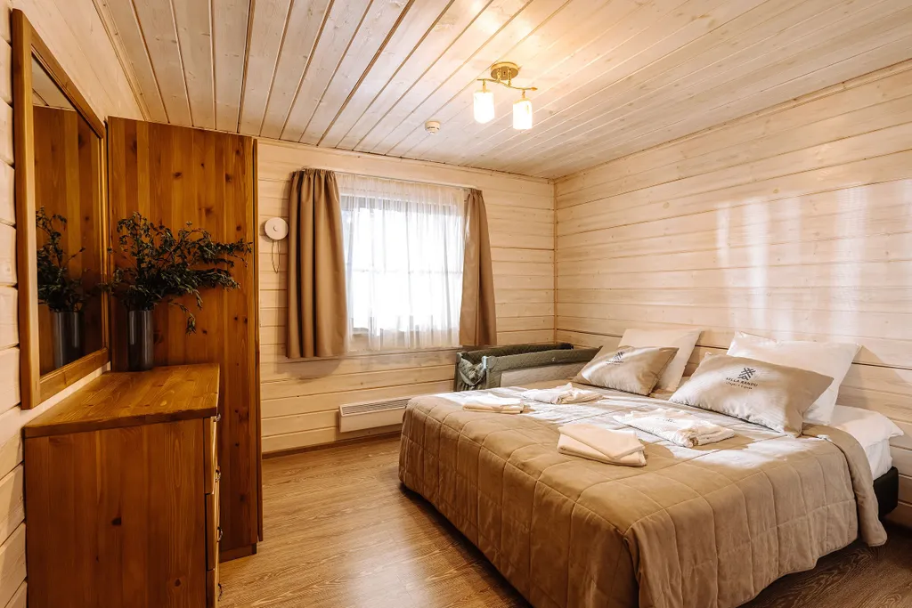 Коттедж Рускеала с сауной и видом на озеро