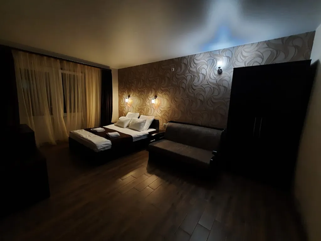 Гостевой домик с бассейном