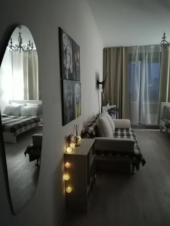 Честная квартира с балконом Четыре угла возле ТЦ Аура