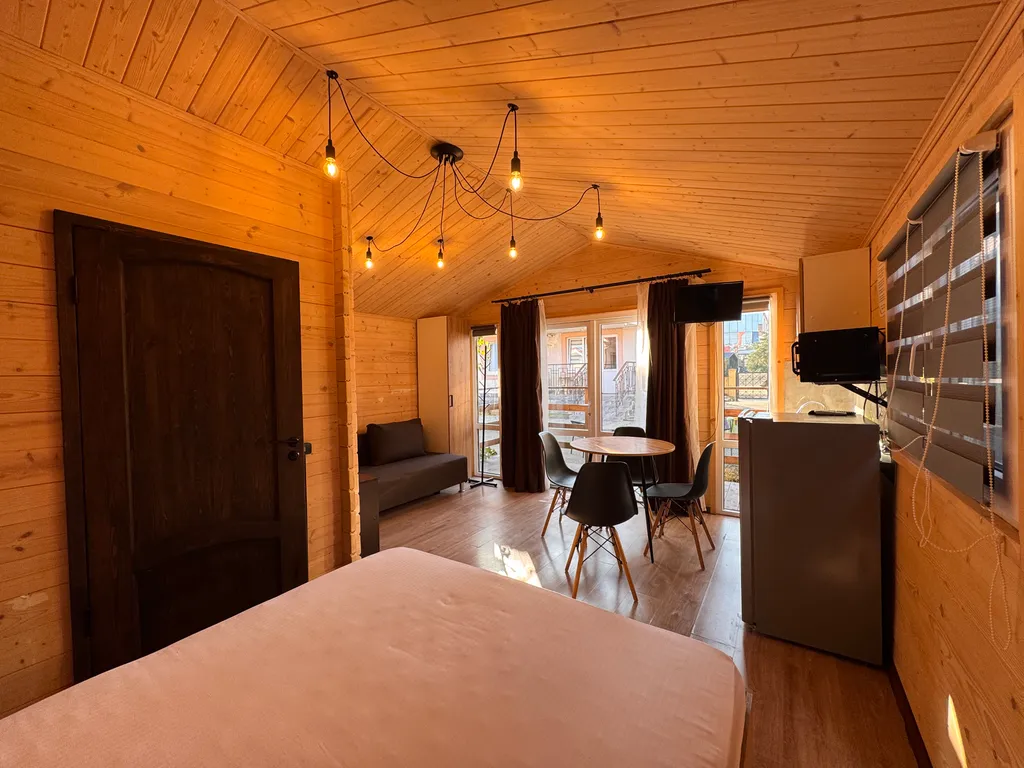 Коттедж Деревянный коттедж со своей мини-кухней — Сириус