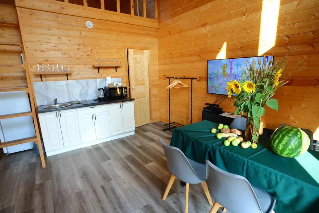 Уютный дом, дом-баня, банный чан,вид на лес рядом с сосновым бором