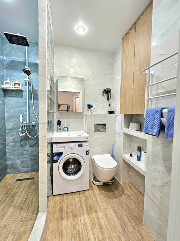 Дизайнерская квартира с посудомоечной машиной и в 10 минутах от центра