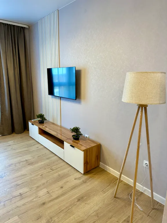 Квартира у озера