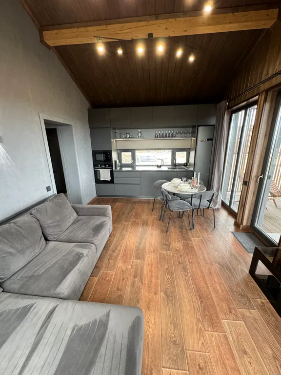 Уютный дом с купелью Фурако прекрасным видом на Онежское озеро и город