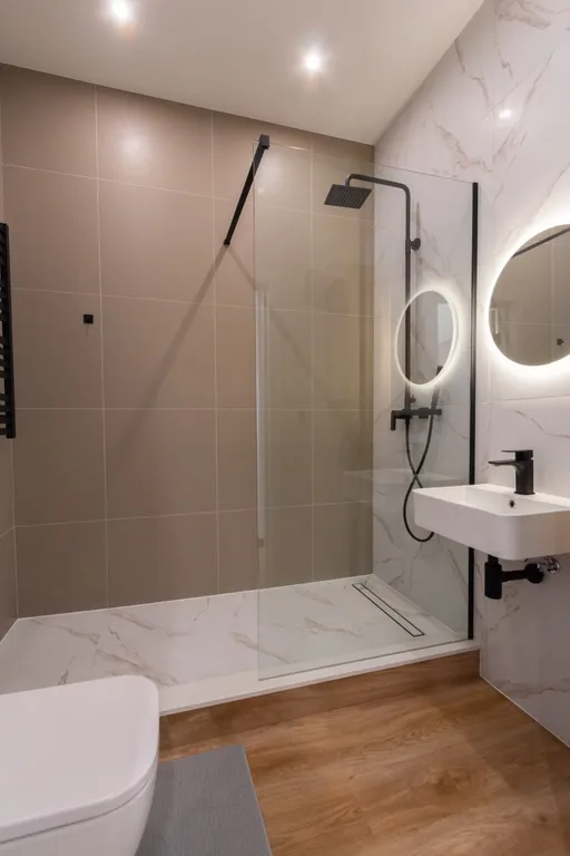 Стильная квартира на первой береговой линии