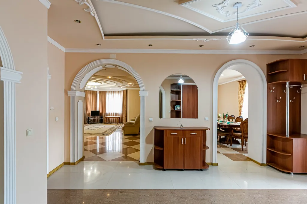 Шикарный коттедж в центре