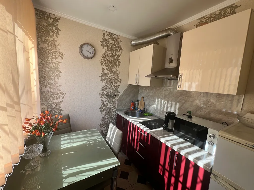 Квартира у песчаного пляжа в Сухуме